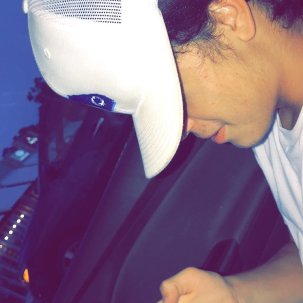 Meet your Posher, Raul